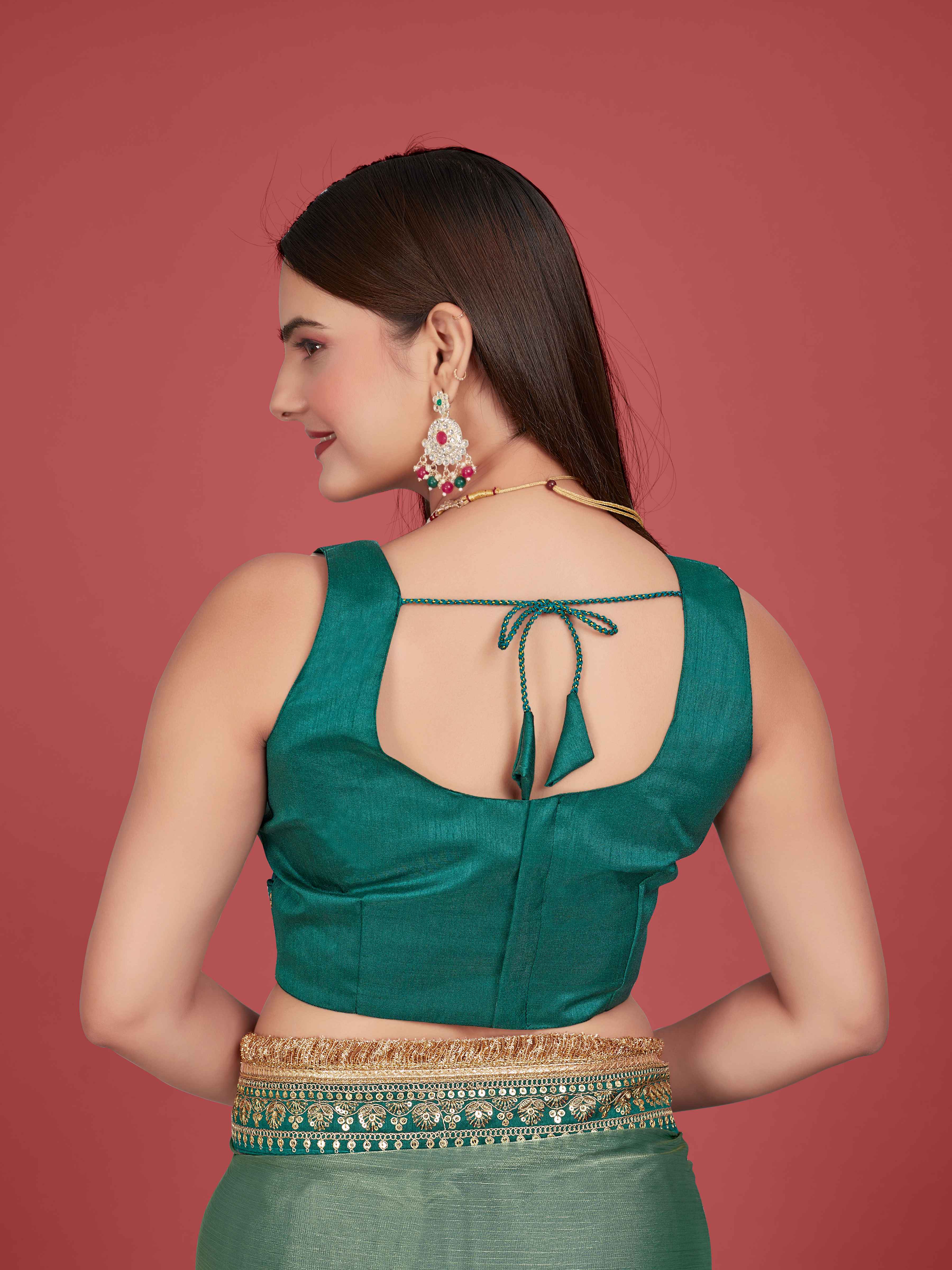 MANOHARI Zimmy Choo Lace Border Work Saree - Green - Dista