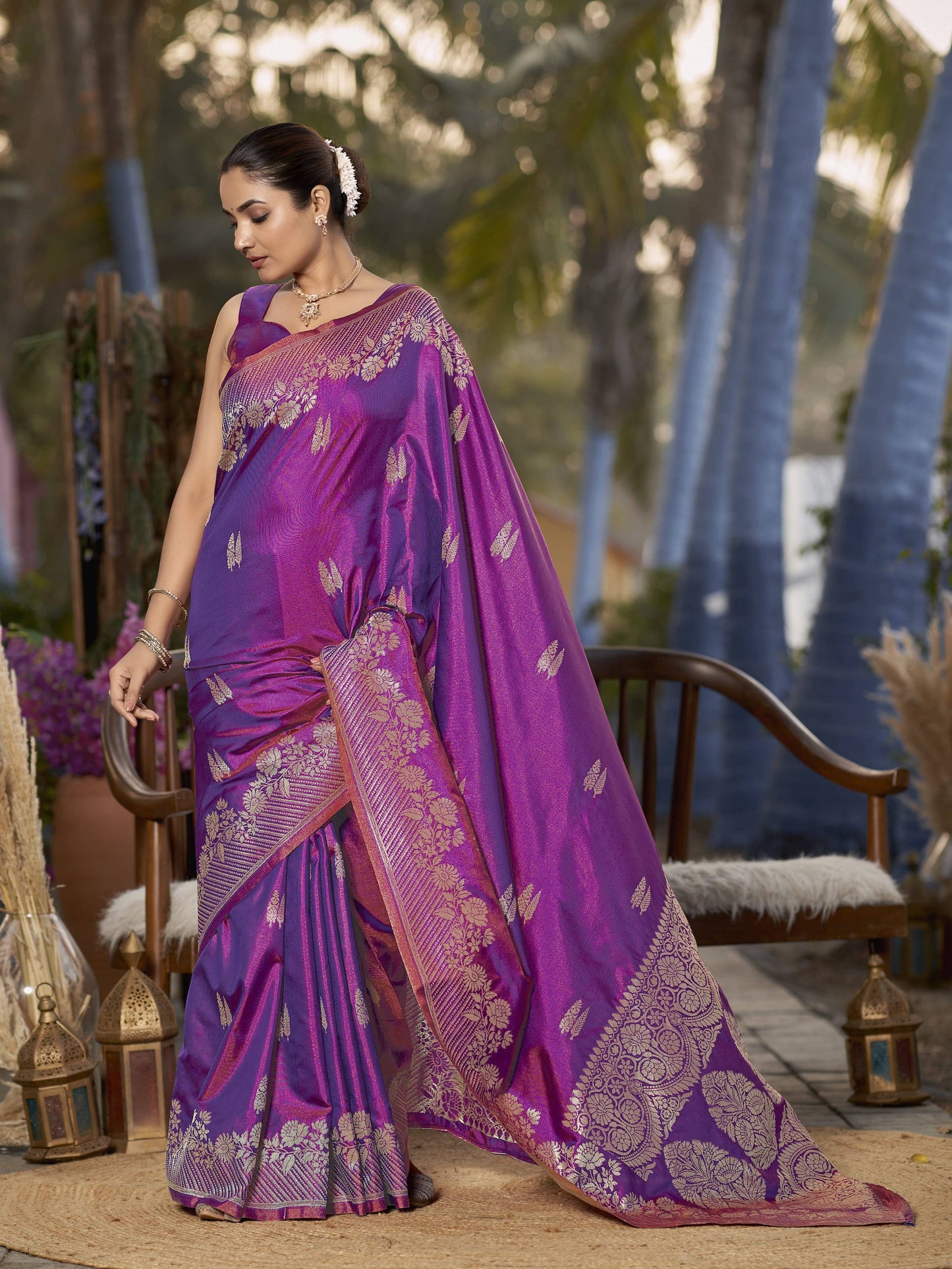 MANOHARI Banarasi Silk Blend Jacquard Work Saree - Purple - Dista