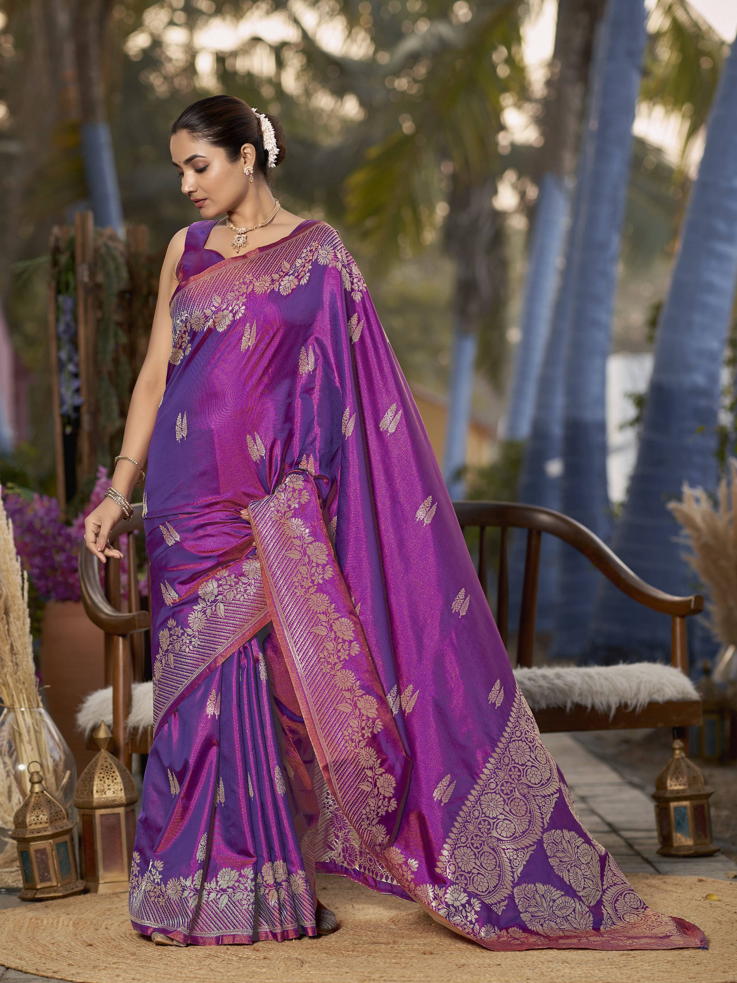MANOHARI Banarasi Silk Blend Jacquard Work Saree - Purple - Dista