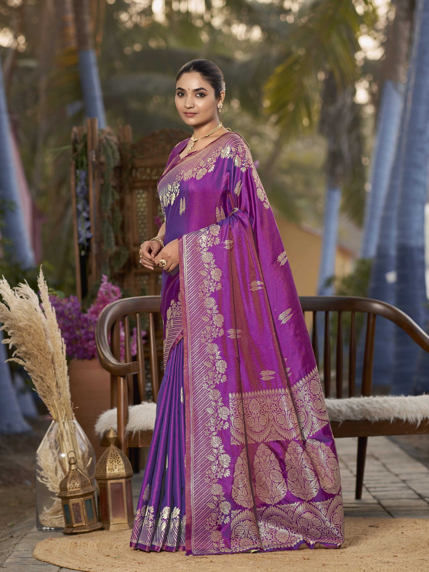 MANOHARI Banarasi Silk Blend Jacquard Work Saree - Purple - Dista