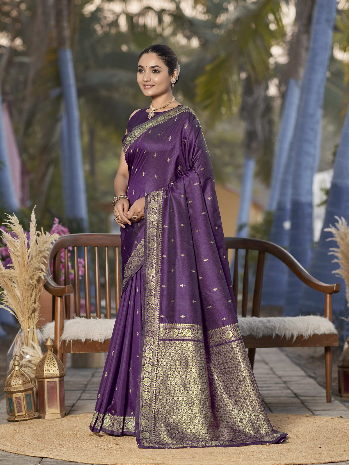 MANOHARI Banarasi Silk Blend Jacquard Work Saree - Purple - Dista