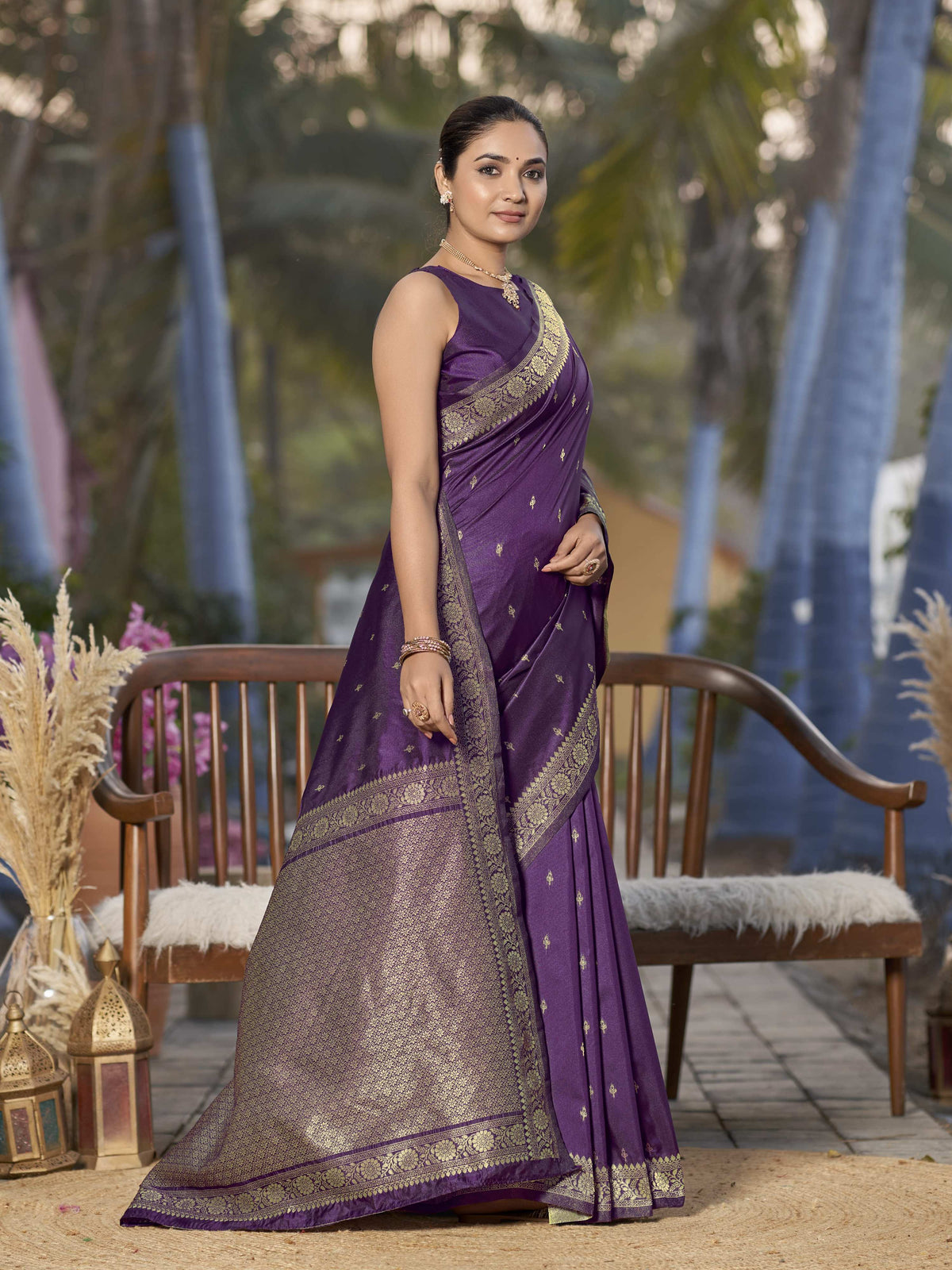 MANOHARI Banarasi Silk Blend Jacquard Work Saree - Purple - Dista
