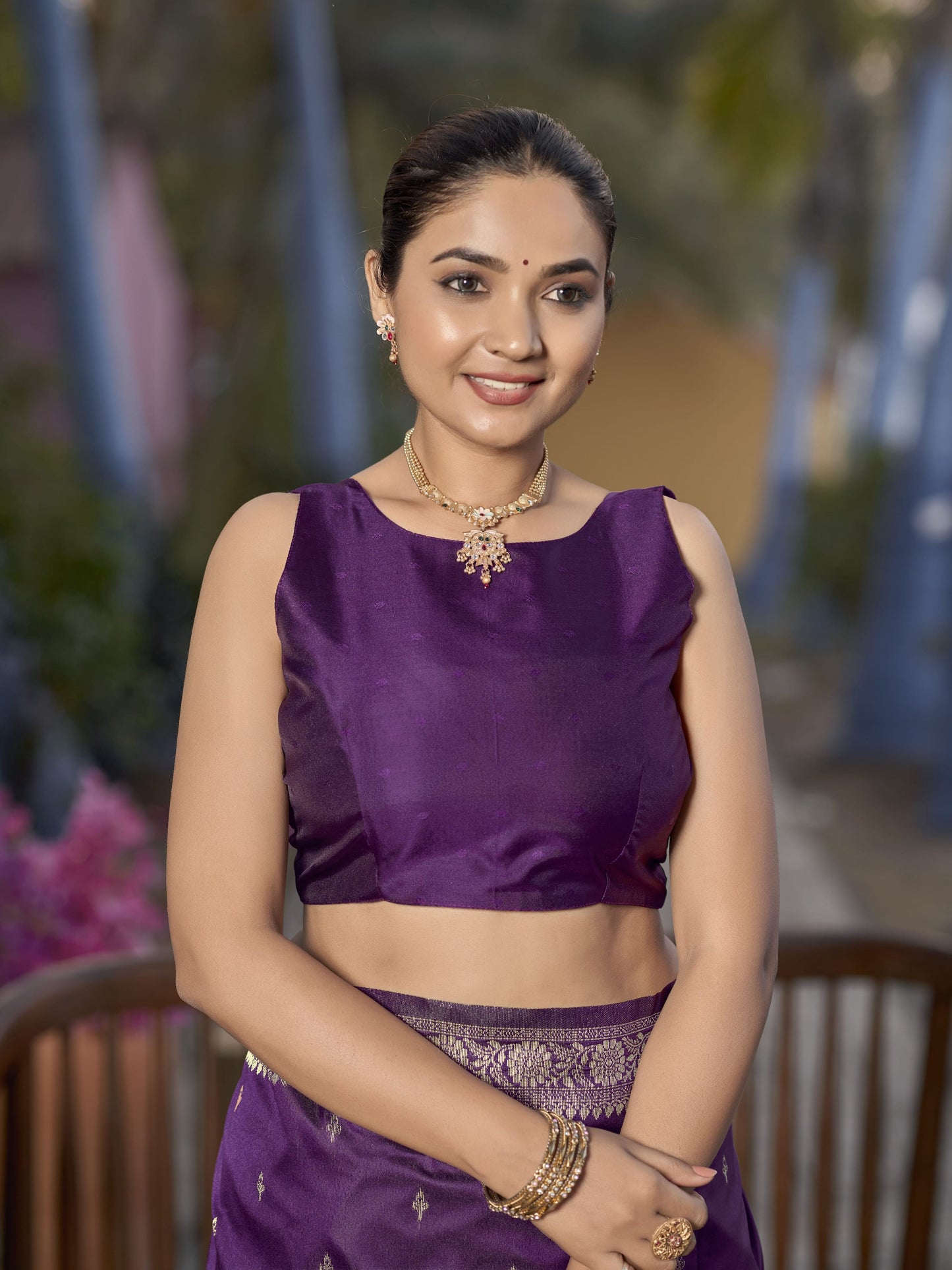 MANOHARI Banarasi Silk Blend Jacquard Work Saree - Purple - Dista