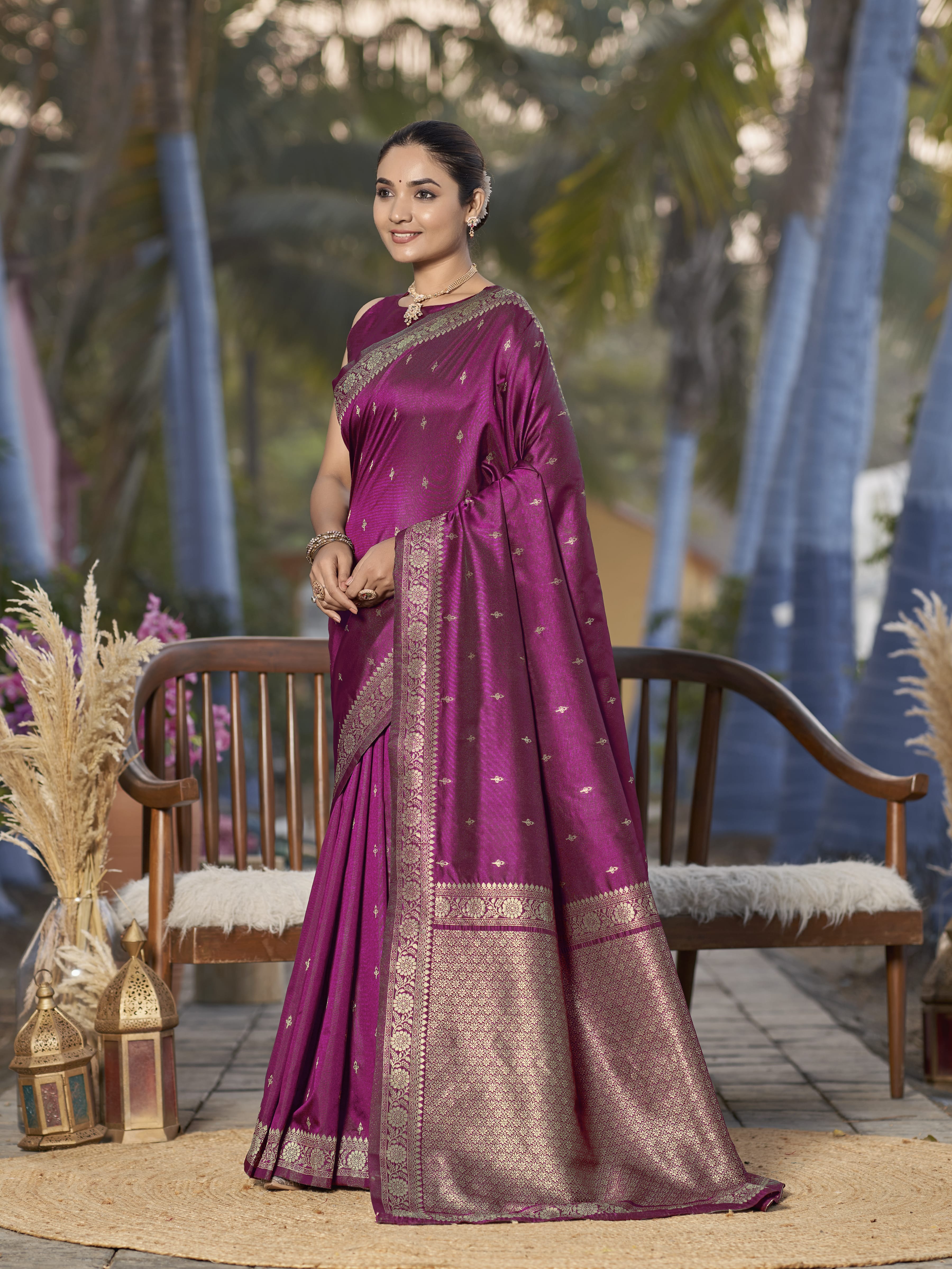 MANOHARI Banarasi Silk Blend Jacquard Work Saree - Purple - Dista