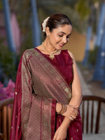 Thumbnail for MANOHARI Banarasi Silk Blend Jacquard Work Saree - Red - Dista
