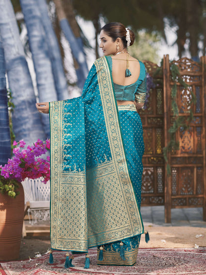 MANOHARI Banarasi Silk Blend Jacquard Work Saree - Turquoise - Dista