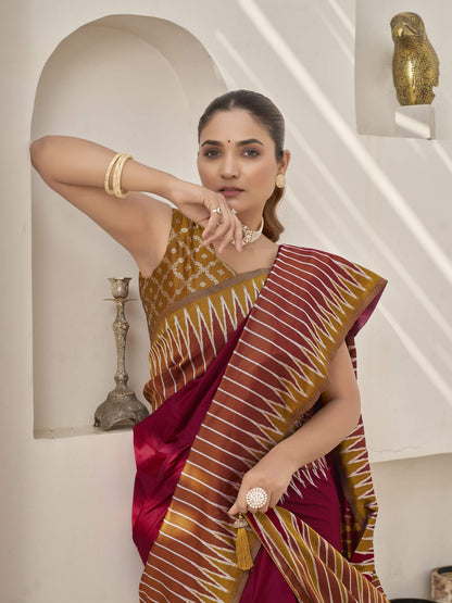 MANOHARI Banarasi Silk Blend Jacquard Work Saree - Red - Dista