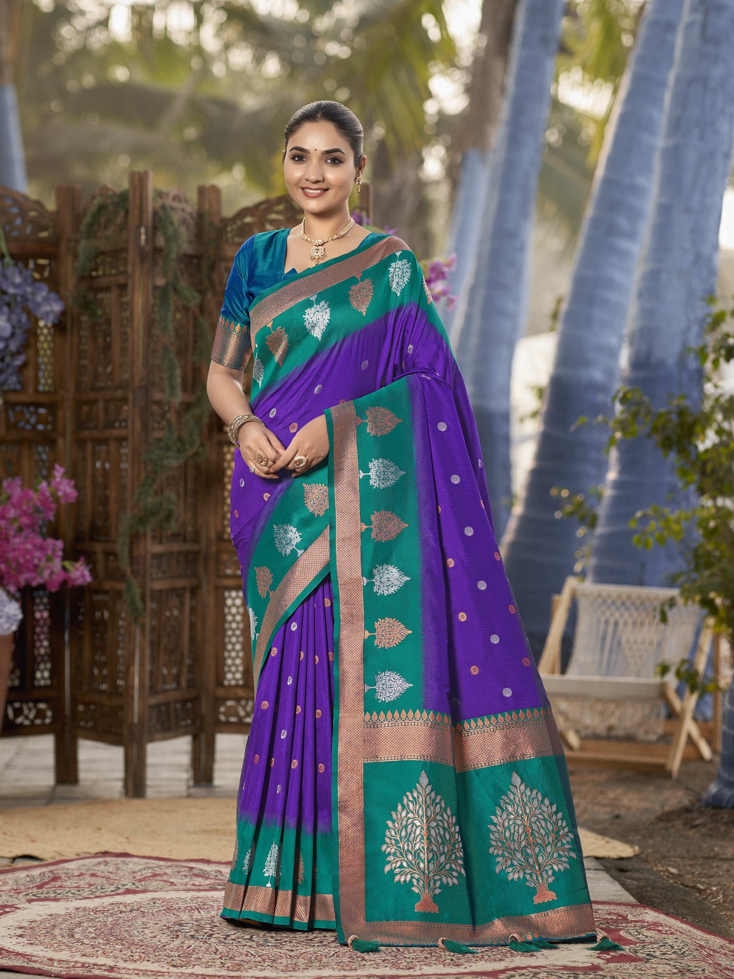 MANOHARI Banarasi Silk Blend Jacquard Work Saree - Purple - Dista