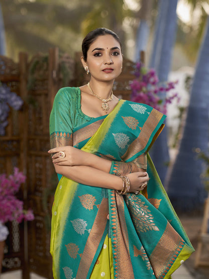 MANOHARI Banarasi Silk Blend Jacquard Work Saree - Green - Dista