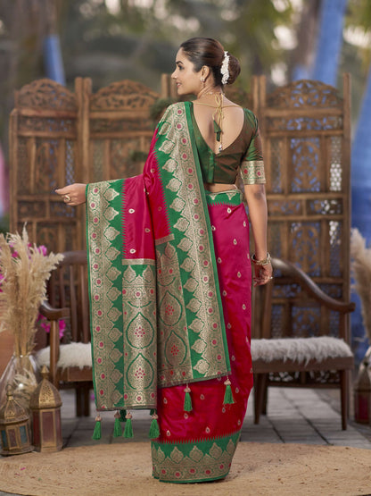 MANOHARI Banarasi Silk Blend Jacquard Work Saree - Pink - Dista