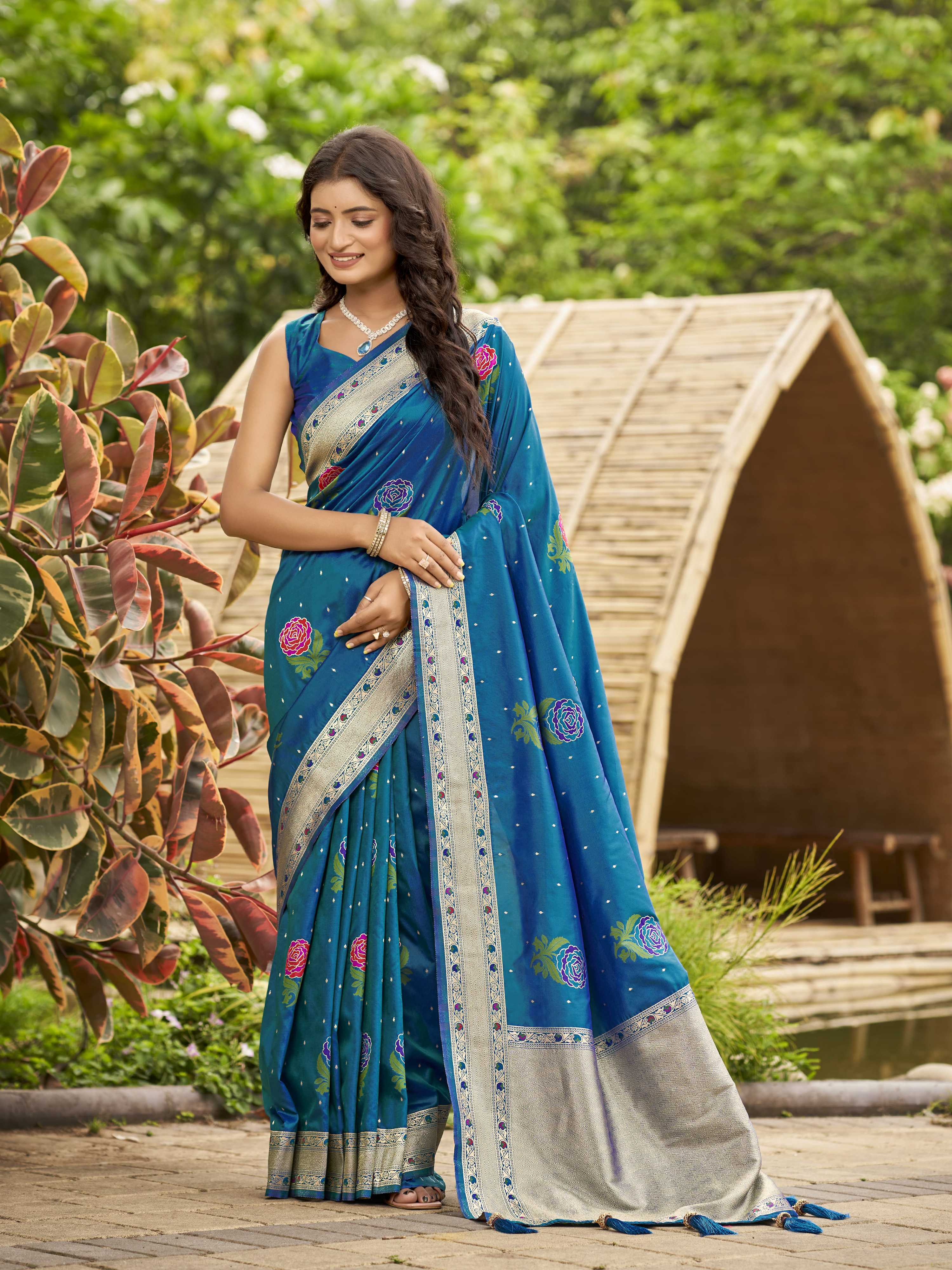 MANOHARI Banarasi Silk Blend Jacquard Work Saree - Blue - Dista
