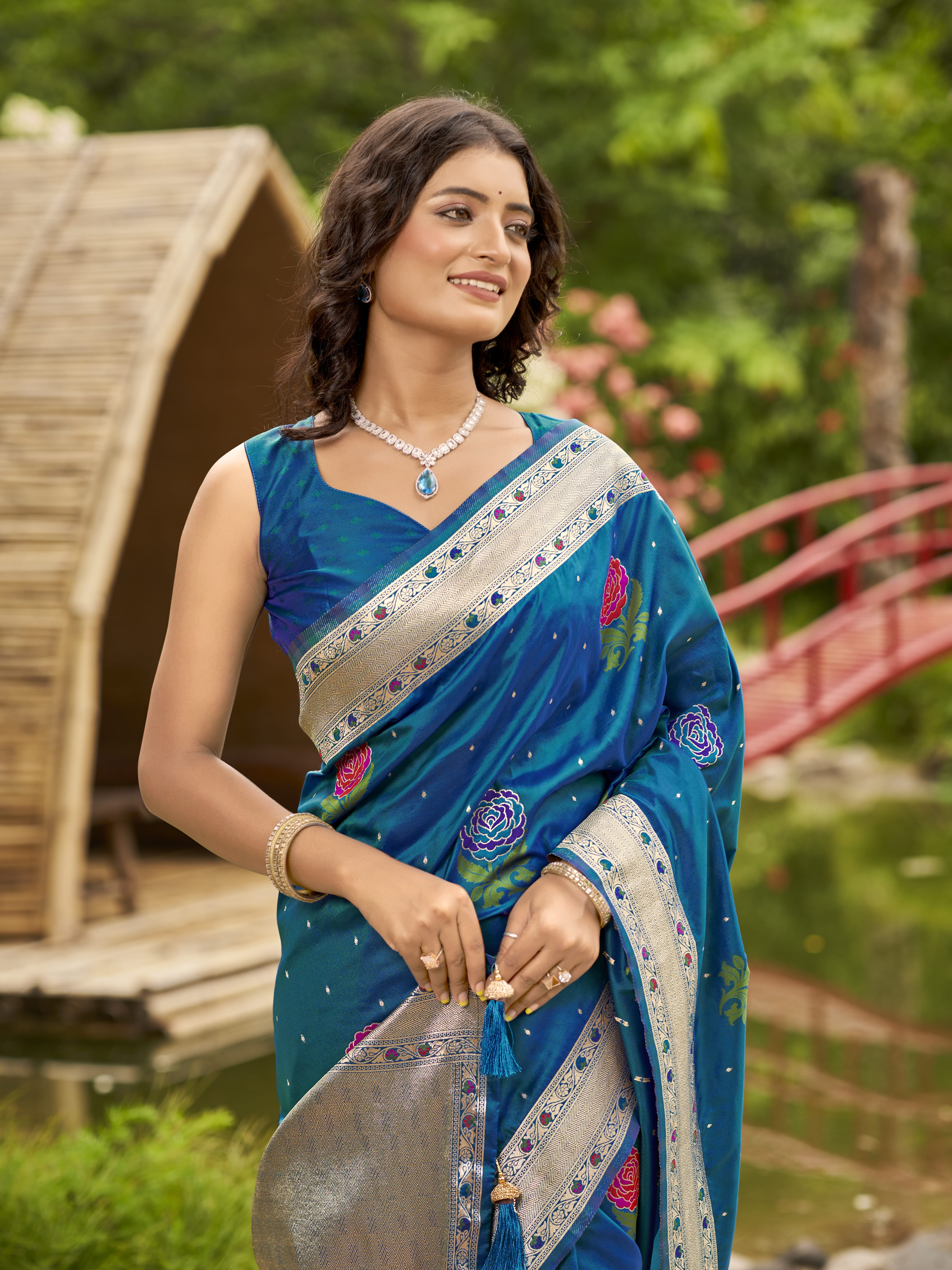 MANOHARI Banarasi Silk Blend Jacquard Work Saree - Blue - Dista