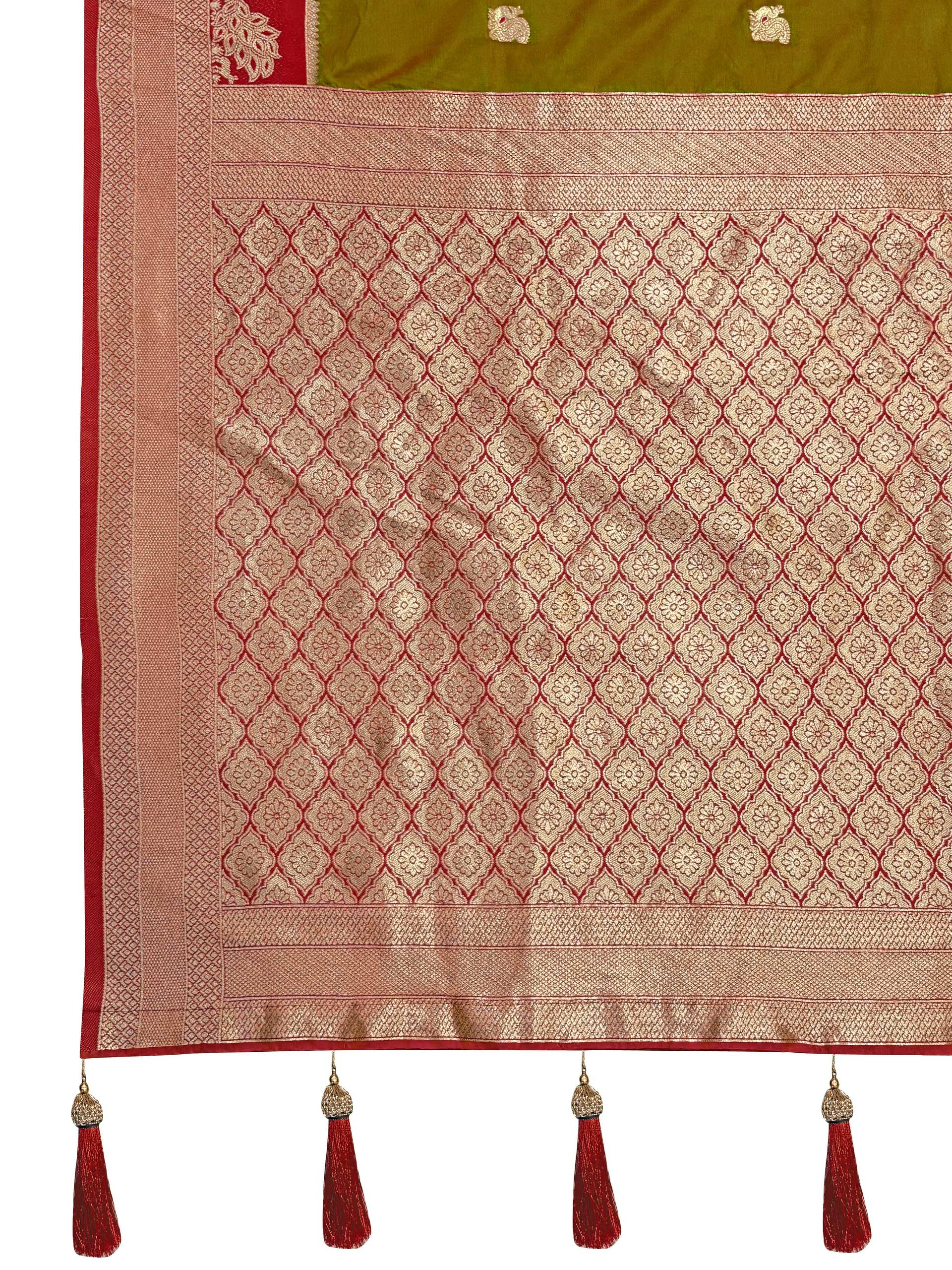 MANOHARI Banarasi Silk Blend Jacquard Work Saree - Green - Dista