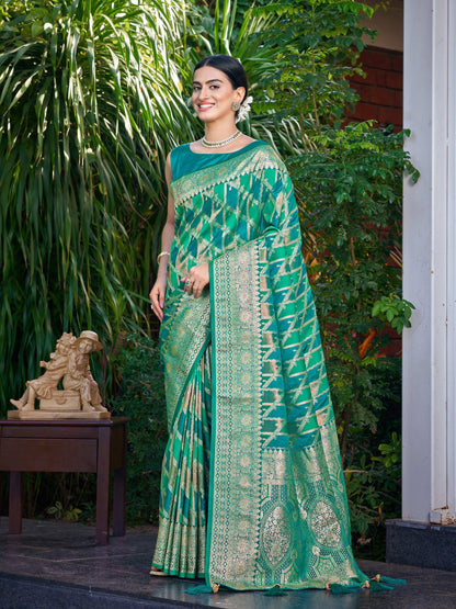 MANOHARI Banarasi Silk Blend Jacquard Work Saree - Green - Dista