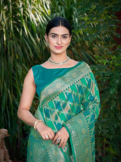 MANOHARI Banarasi Silk Blend Jacquard Work Saree - Green - Dista