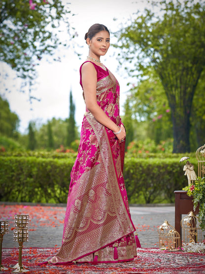 MANOHARI Banarasi Silk Blend Jacquard Work Saree - Pink - Dista