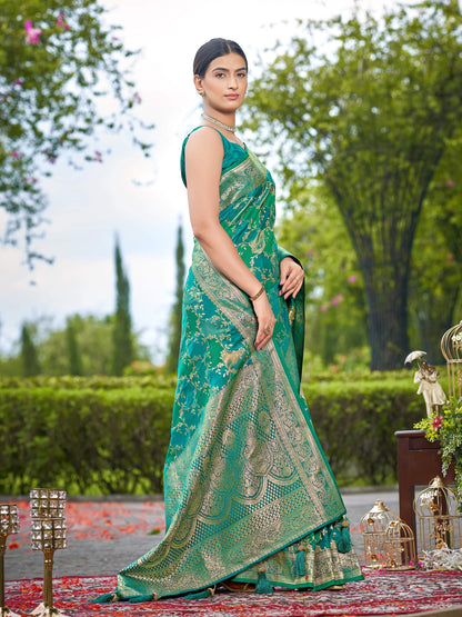 MANOHARI Banarasi Silk Blend Jacquard Work Saree - Green - Dista
