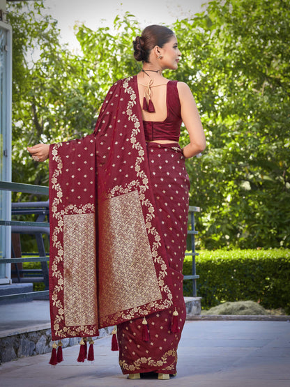 MANOHARI Banarasi Silk Blend Jacquard Work Saree - Red - Dista