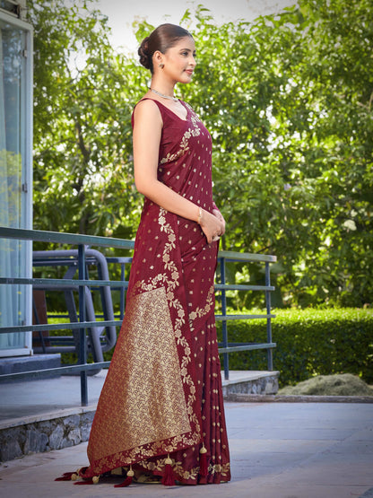 MANOHARI Banarasi Silk Blend Jacquard Work Saree - Red - Dista