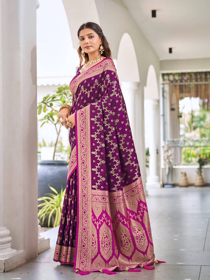 MANOHARI Banarasi Silk Blend Jacquard Work Saree - Purple - Dista