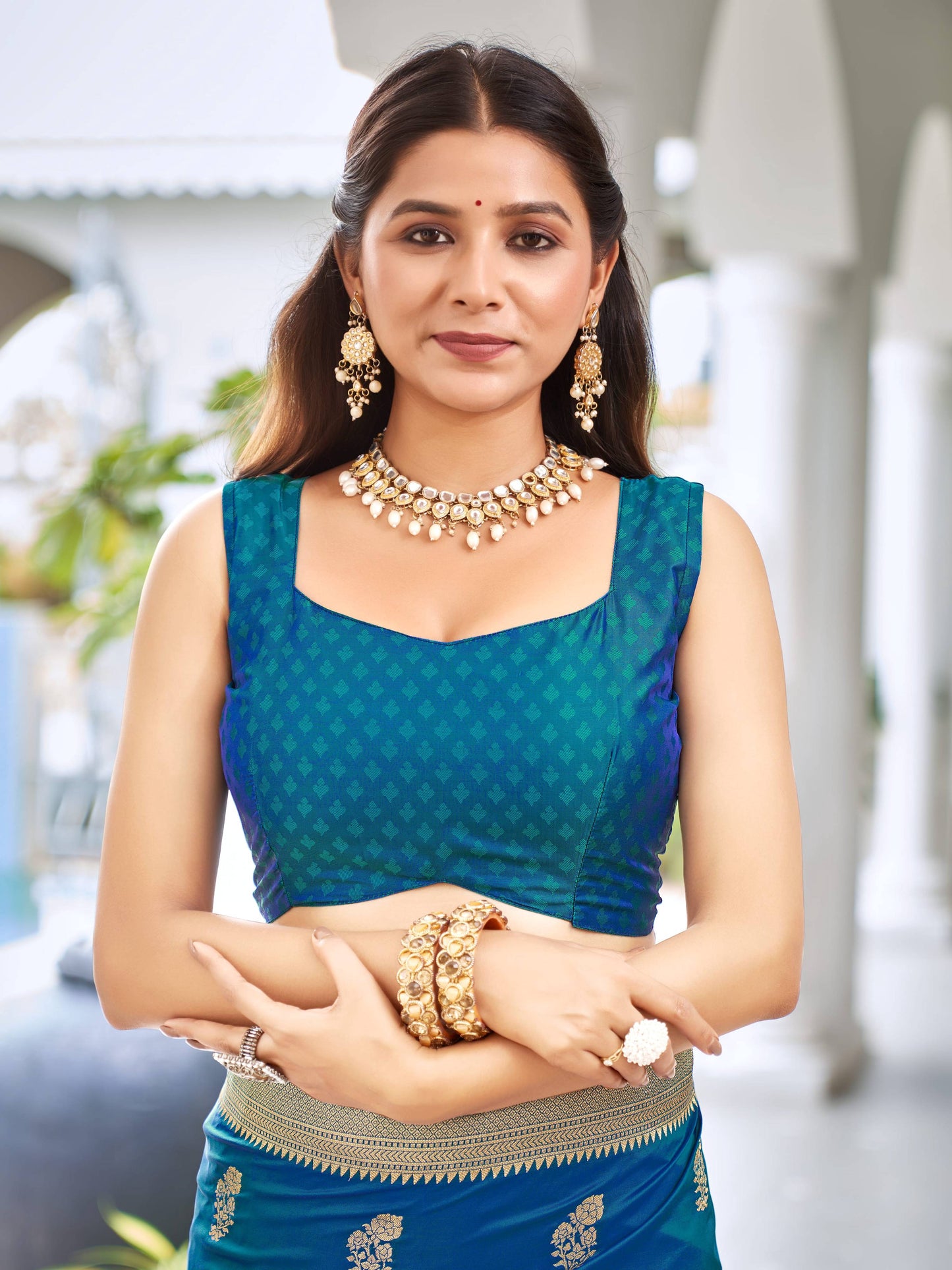 MANOHARI Banarasi Silk Blend Jacquard Work Saree - Blue - Dista