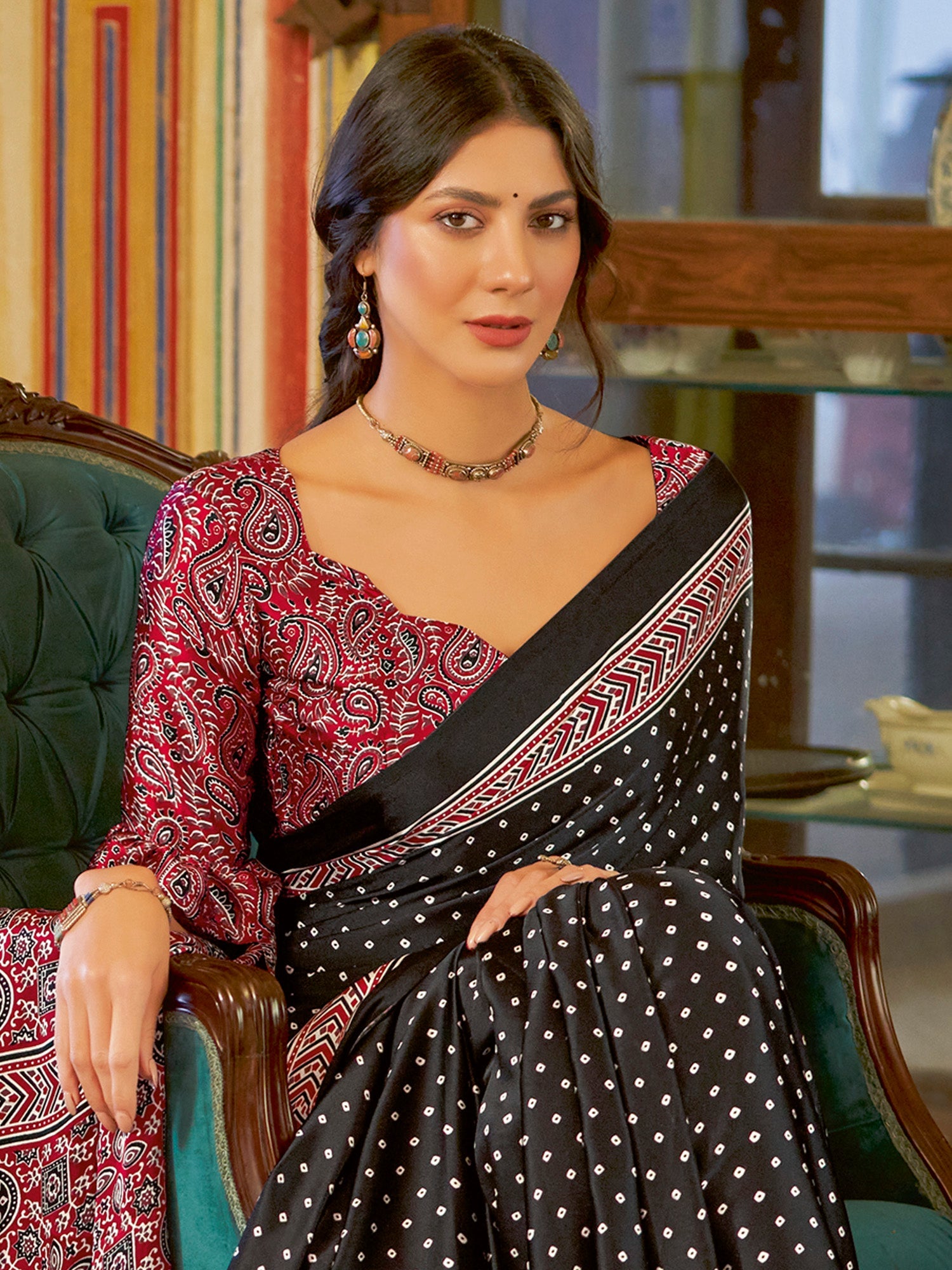 NOZ2TOZ Women's Crepe Black Printed Designer Saree With Blouse Piece - Distacart