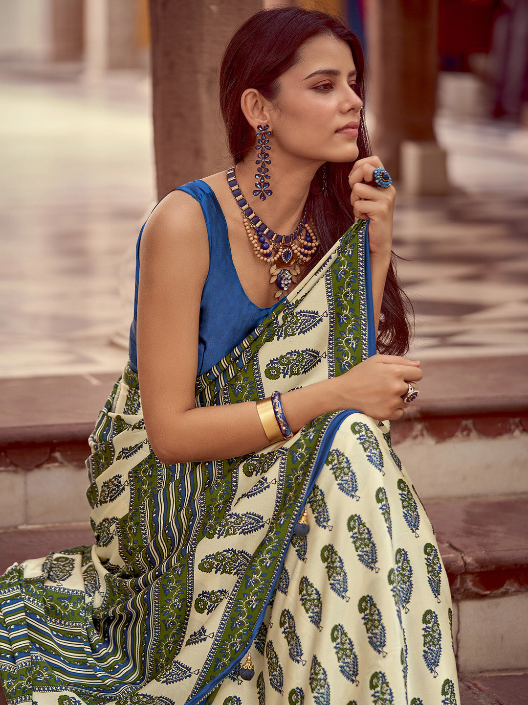 NOZ2TOZ Women's Crepe Navy Blue Printed Designer Saree With Blouse Piece - Distacart