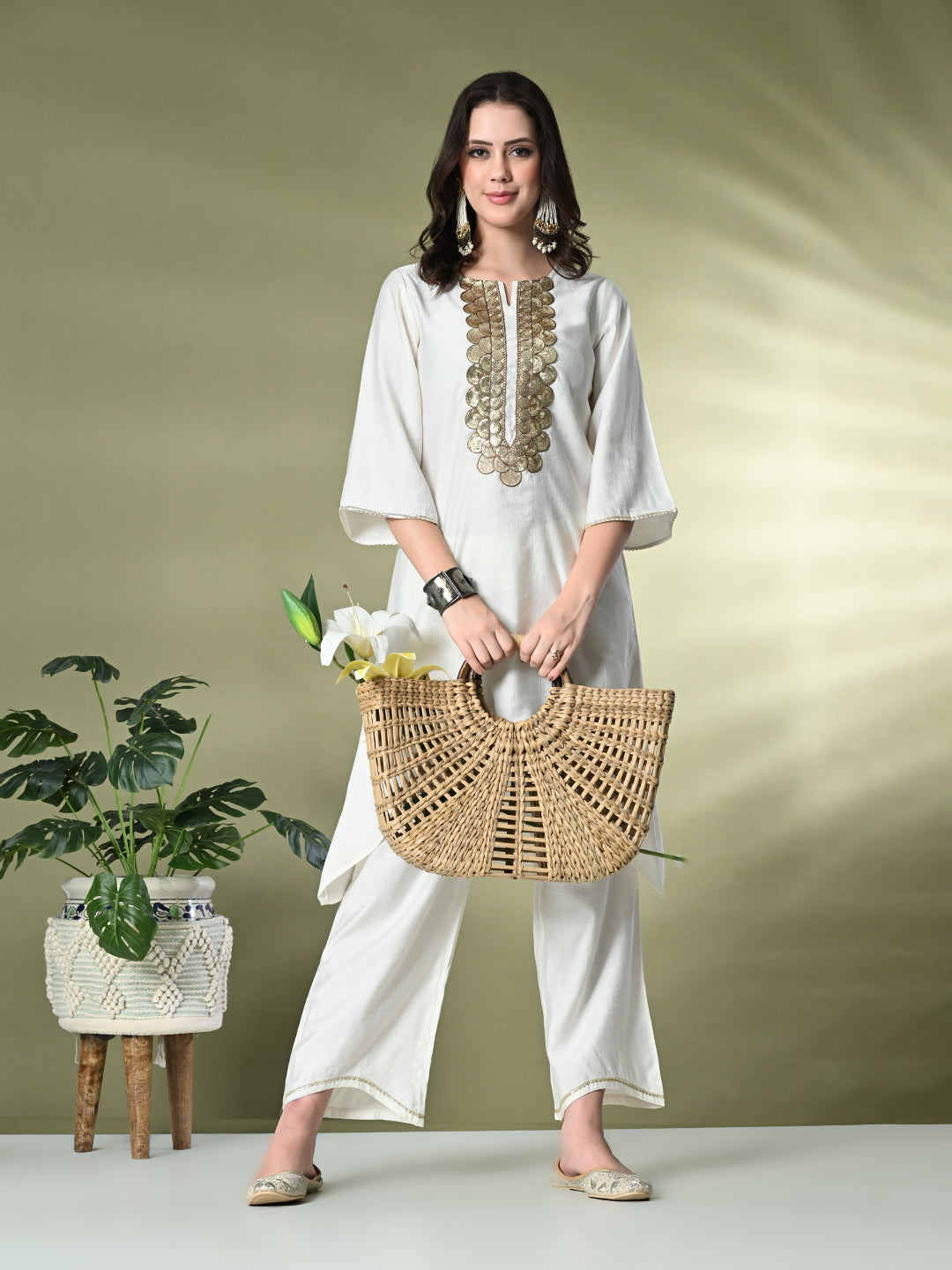 Myshka Women's Embroidered Keyhole Neck Bell Sleeves Kurta & Palazzos Sets in White Color - Distacart