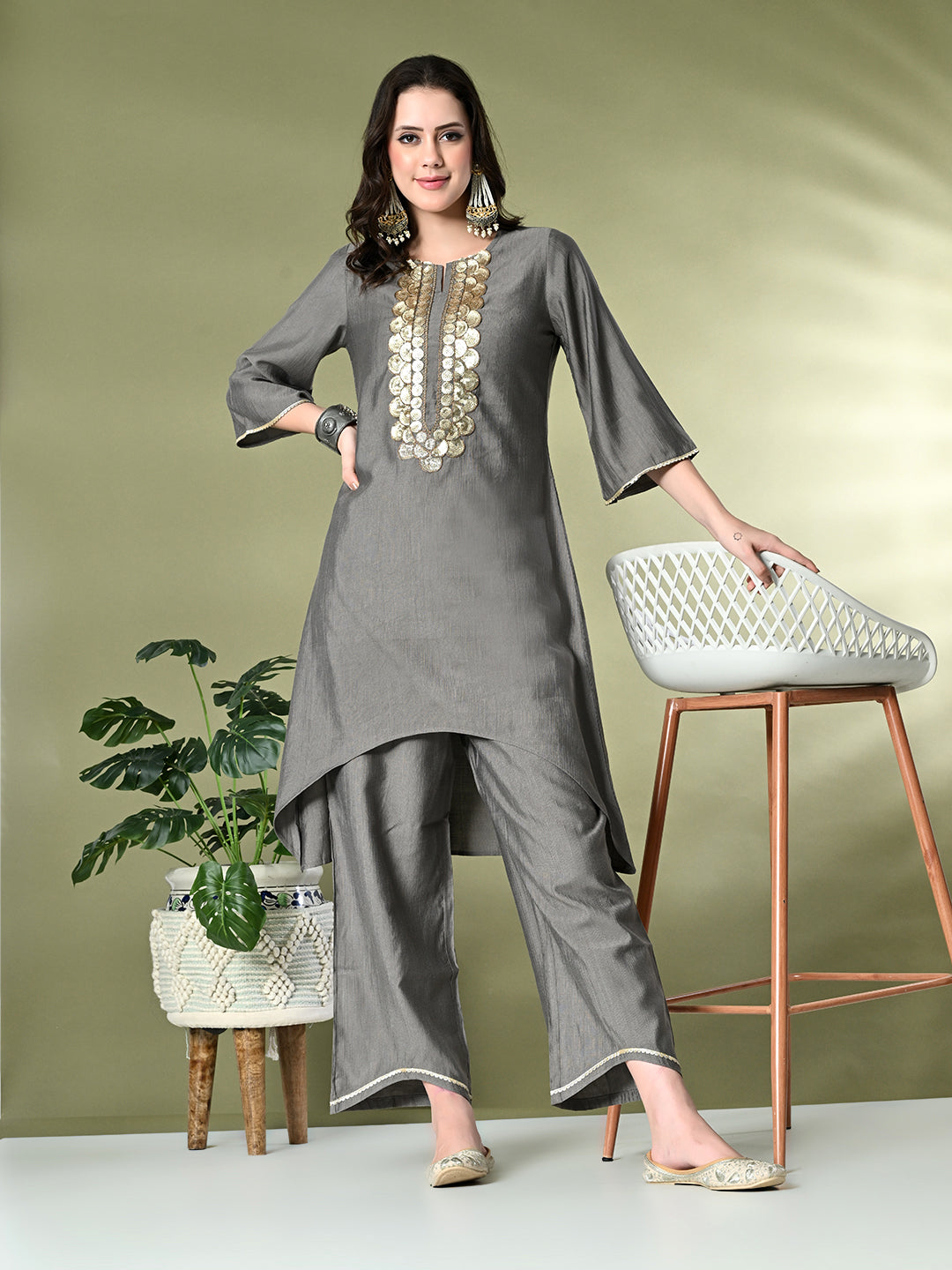 Myshka Women's Embroidered Keyhole Neck Bell Sleeves Kurta & Palazzos Sets in Grey Color - Distacart