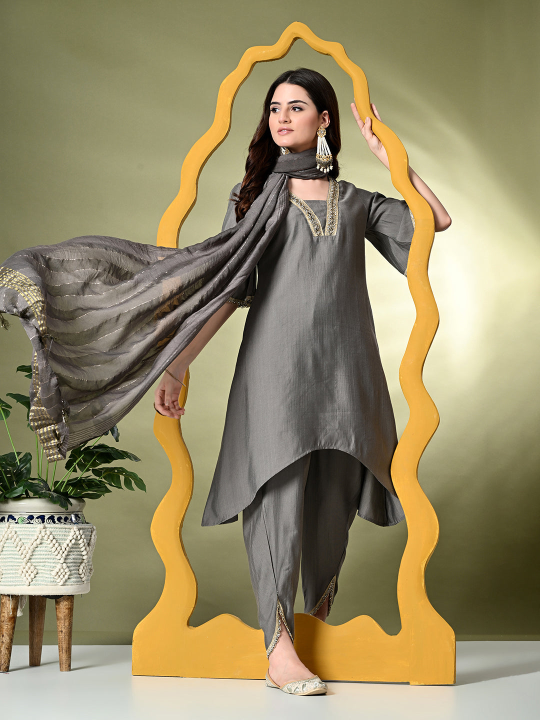 Myshka Women's Solid V-Neck Bell Sleeves Kurta & Dhoti Pants With Dupatta Sets in Grey Color - Distacart