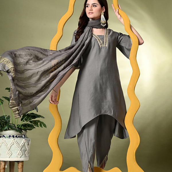 Myshka Women's Solid V-Neck Bell Sleeves Kurta & Dhoti Pants With Dupatta Sets in Grey Color - Distacart