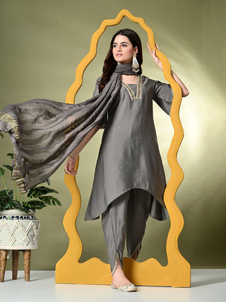 Myshka Women's Solid V-Neck Bell Sleeves Kurta & Dhoti Pants With Dupatta Sets in Grey Color - Distacart