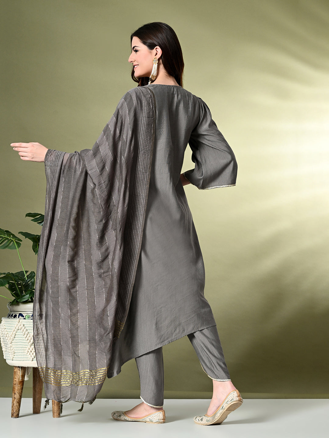 Myshka Women's Embroidered V-Neck Bell Sleeves Kurta & Dhoti Pants With Dupatta Sets in Grey Color - Distacart