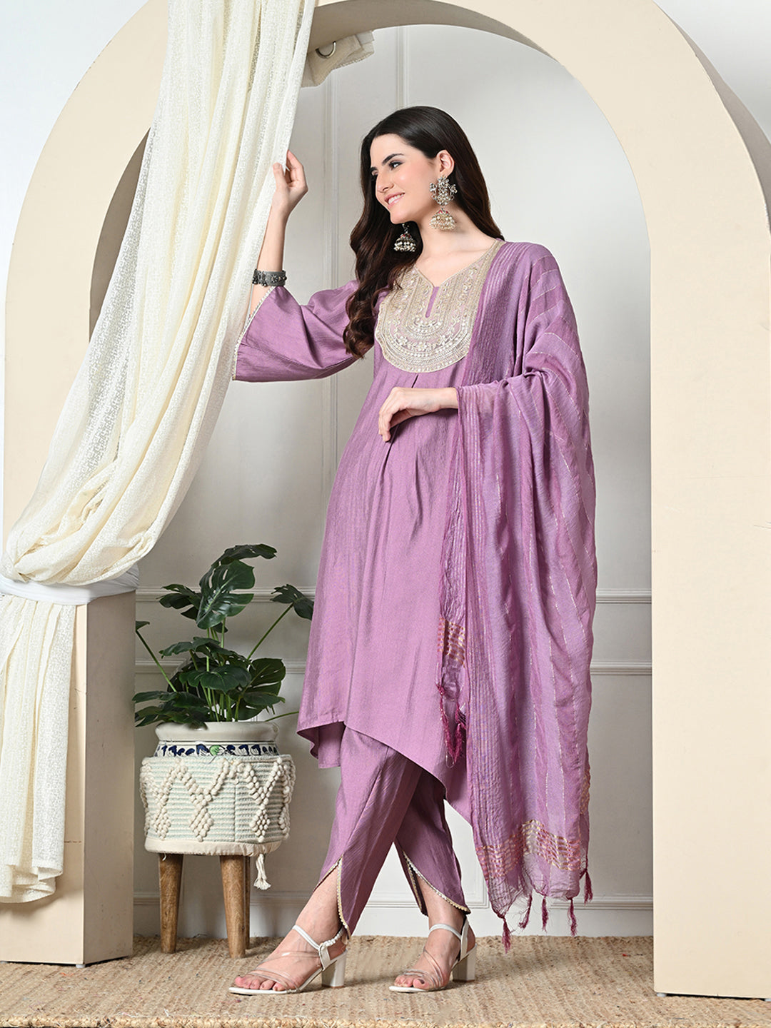 Myshka Women's Embroidered V-Neck Bell Sleeves Kurta & Dhoti Pants With Dupatta Sets in Lavender Color - Distacart