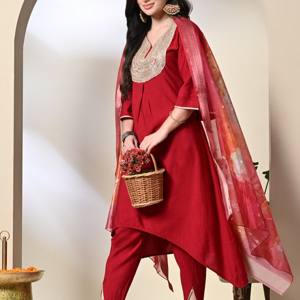 Myshka Women's Embroidered V-Neck Bell Sleeves Kurta & Dhoti Pants With Printed Dupatta Sets in Red Color - Distacart