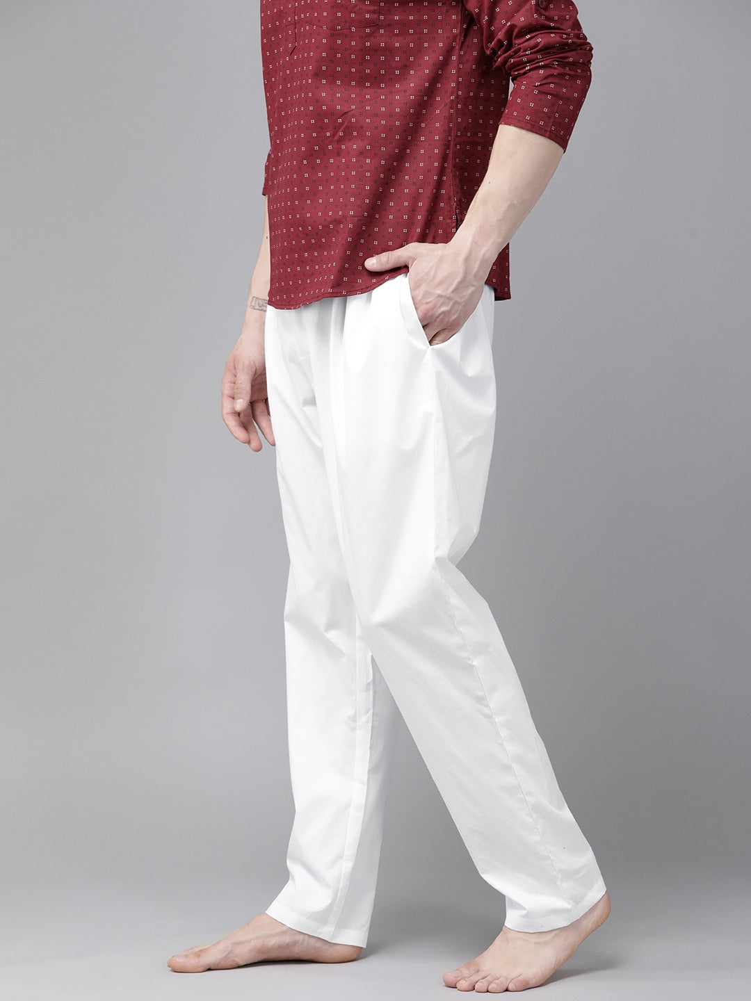 MULTI SHADES Men White Solid Pyjamas - Dista