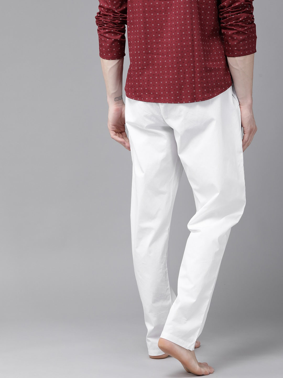 MULTI SHADES Men White Solid Pyjamas - Dista