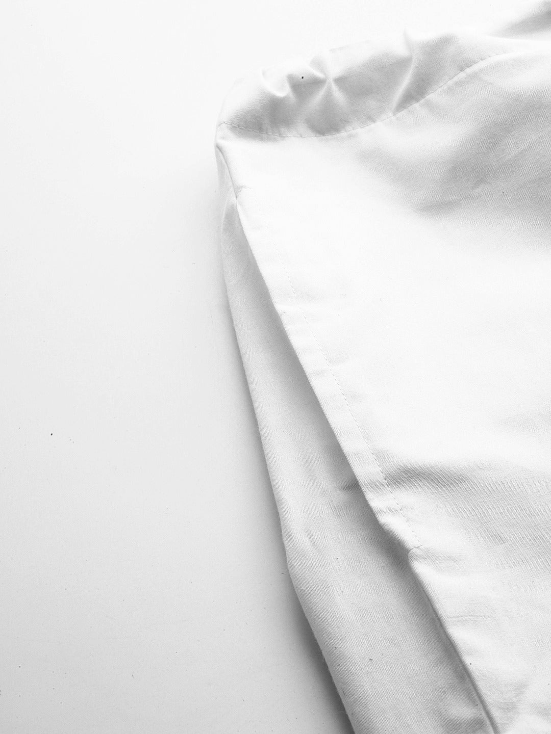 MULTI SHADES Men White Solid Pyjamas - Dista