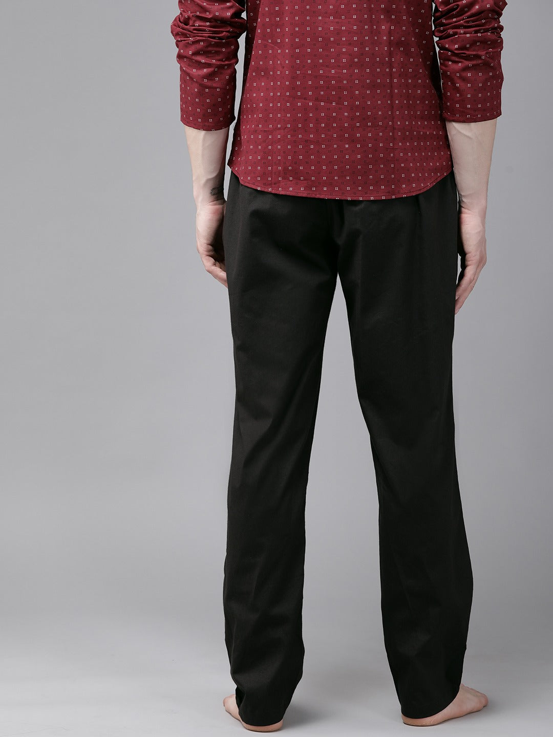 MULTI SHADES Men Black Solid Pyjamas - Dista
