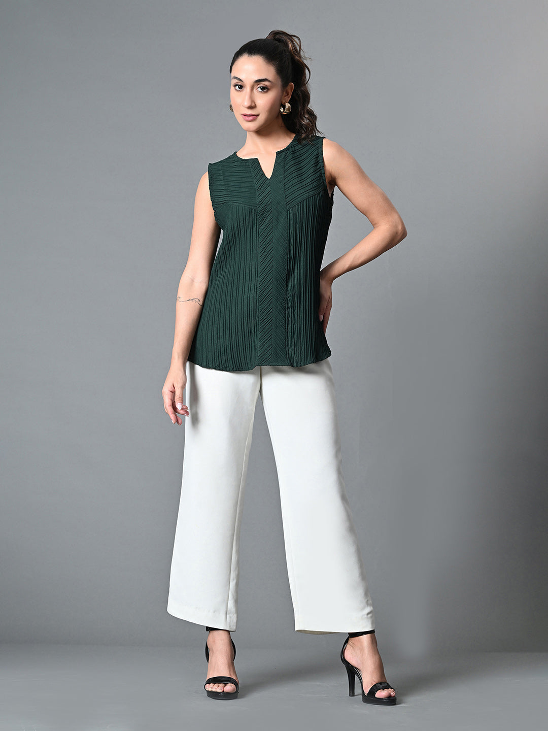 Myshka Women's Keyhole Neck Sleeveless Top in Green Color - Distacart