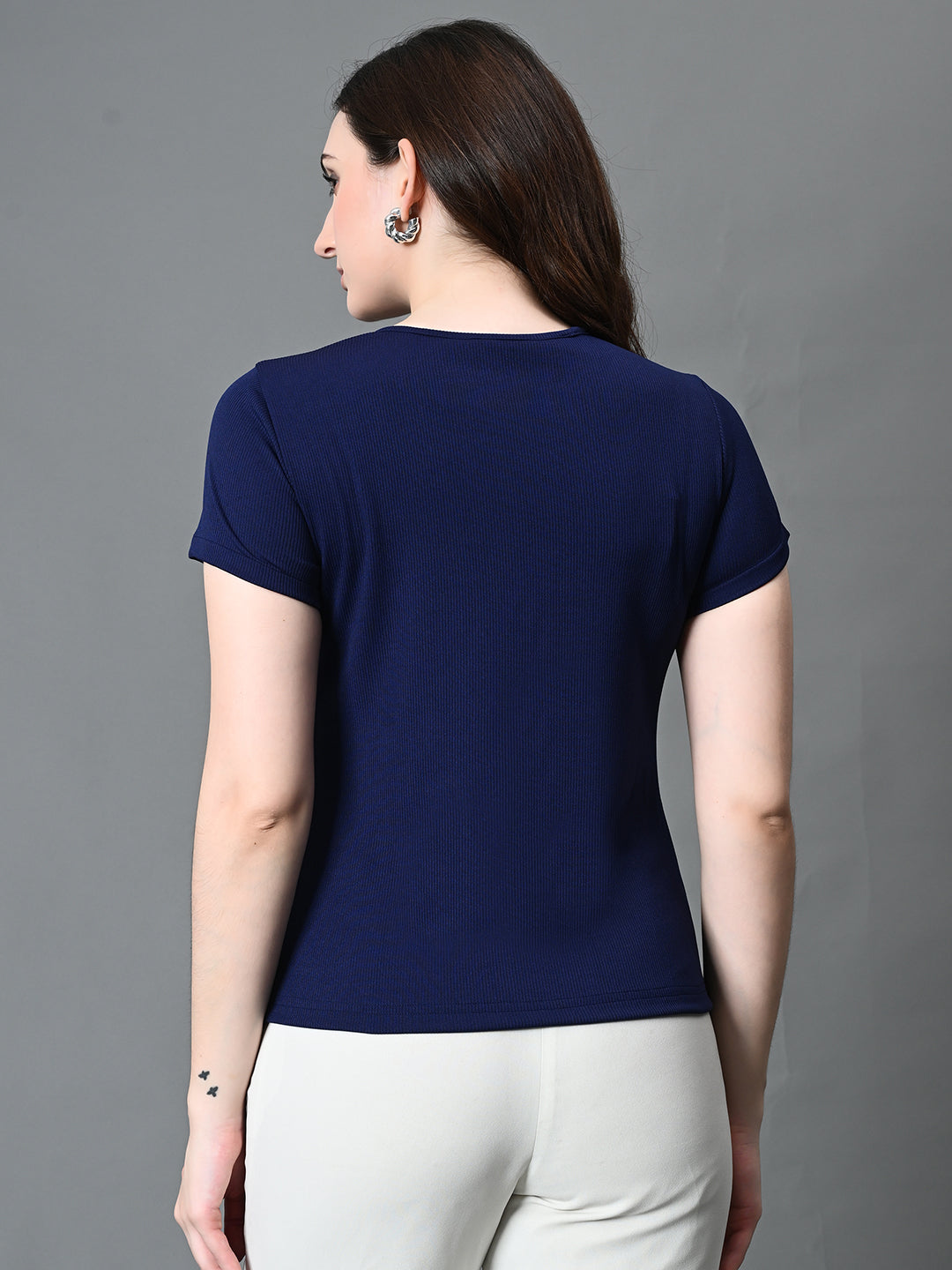 Myshka Women's Ribbed Round Neck Cut-out Short Sleeves Top in Navy Blue Color - Distacart