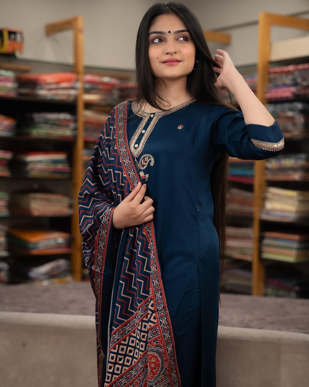 The52 Women's Gorgeous Chanderi Silk Embroidery Straight Kurta with Pant and Dupatta Set