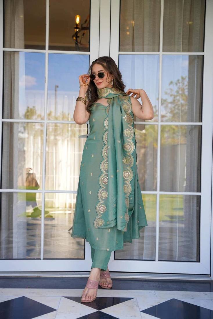 The52 Women Viscose Zari Chanderi Fabric Straight Kurta, Pant and Dupatta Set