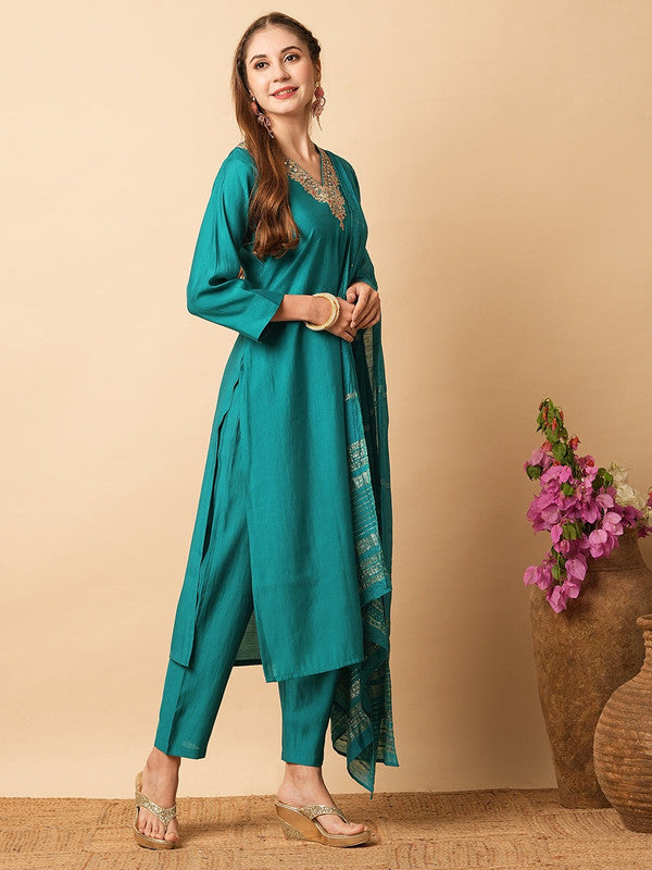 Malishka Women's Green Viscose Chanderi Embroidered Straight Kurta Pant With Dupatta - Distacart