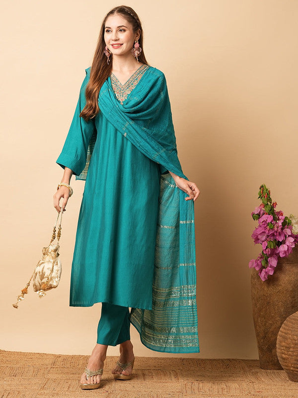 Malishka Women's Green Viscose Chanderi Embroidered Straight Kurta Pant With Dupatta - Distacart