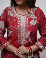 Thumbnail for Malishka Women's Maroon Muslin Embroidered Straight Kurta With Pant
