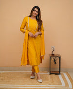 Thumbnail for Malishka Women's Peach Rayon Slub Embroidered Straight Kurta Pant With Dupatta
