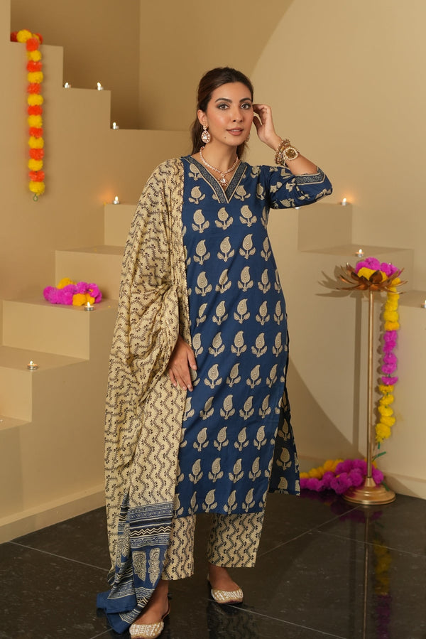 Malishka Women's Blue Roman Slub Flower Print Straight Kurta Pant With Dupatta