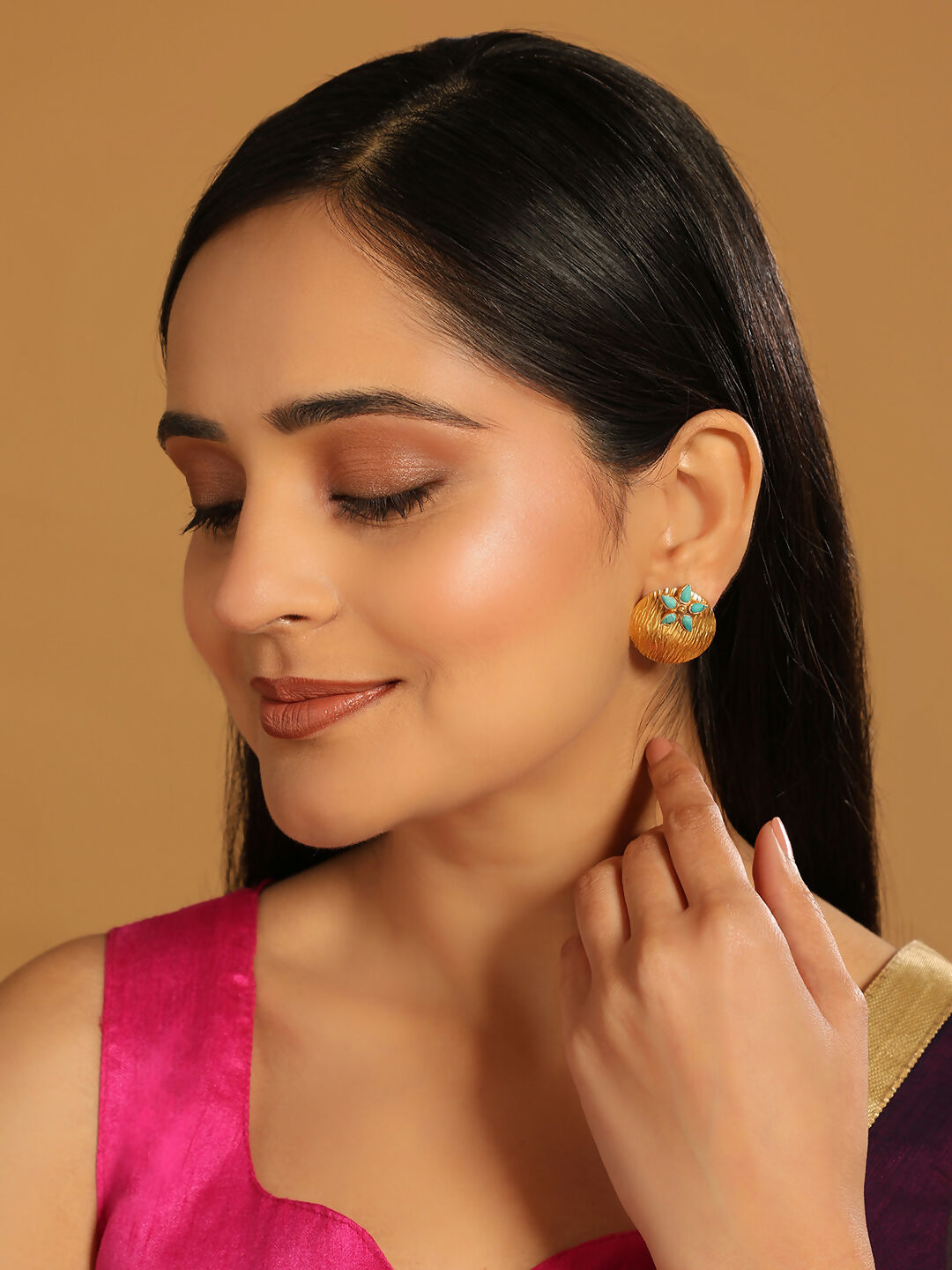 Nuyug 22K Gold-Plated Turquoise Flower Stud Earrings