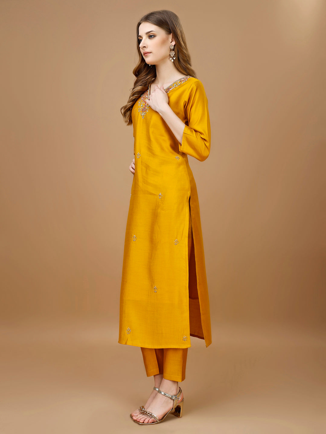 Hand Embroidered Kurta With Pant & Banarasi Dupatta Premium, Multicolor - Hiral Fashion - Dista